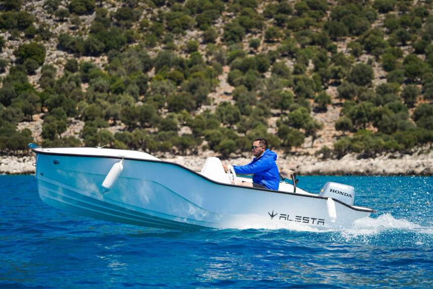 Alesta Marlin 480 Standart Aksesuarlı Tekne - 13