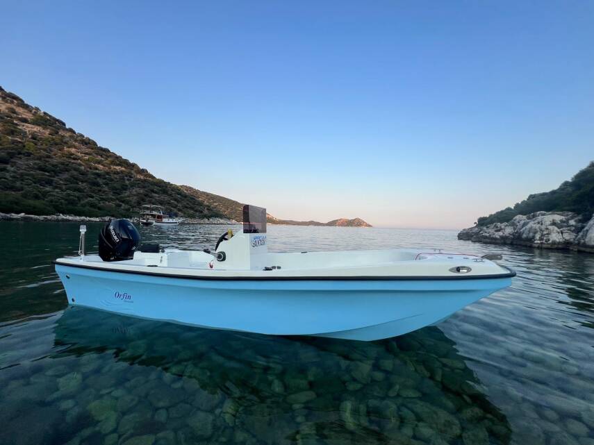Orfin 496 Standart Akseusarlı Tekne - 1